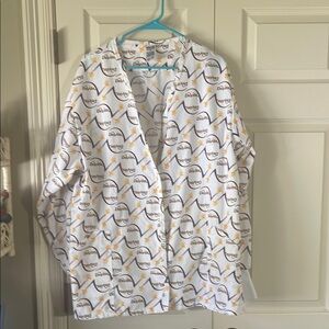 DaVita scrub jacket women’s size large
